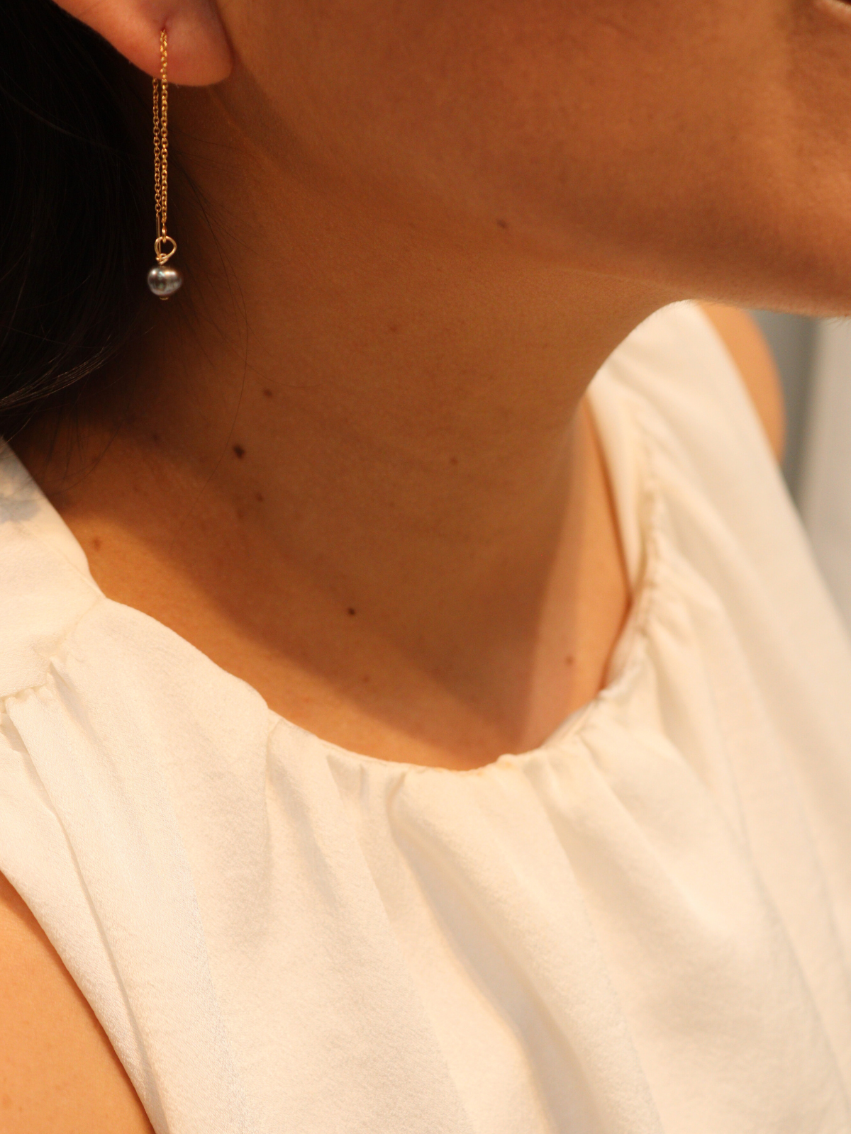Gold Noir Pearl Threader Earrings