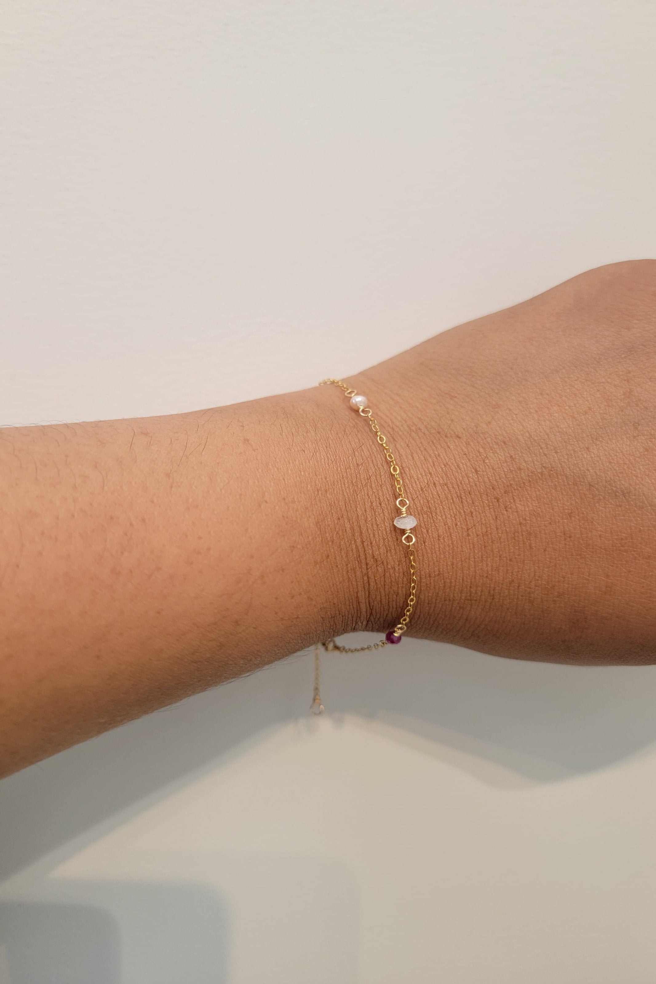 Dainty Mixed Gemstones Bracelet