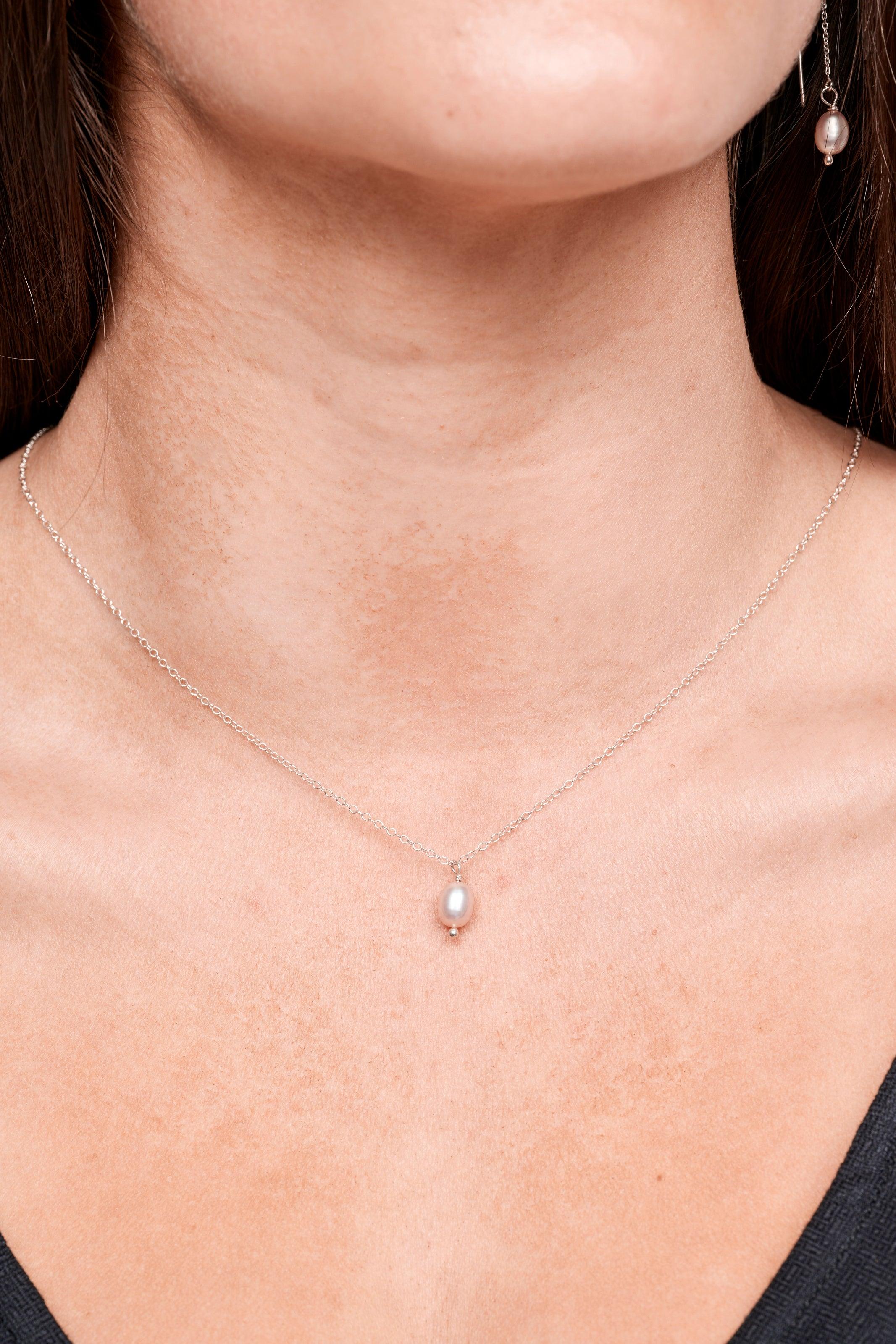 Pearl Drop Necklace - Silver - Reca
