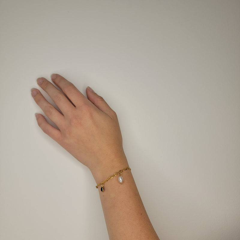 Large Gold Plain Chain Bracelet