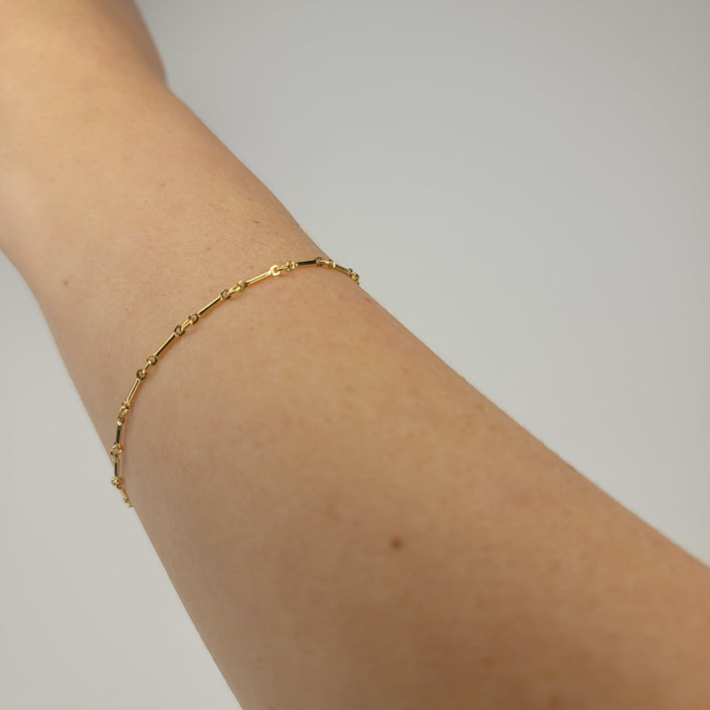 Large Gold Plain Chain Bracelet