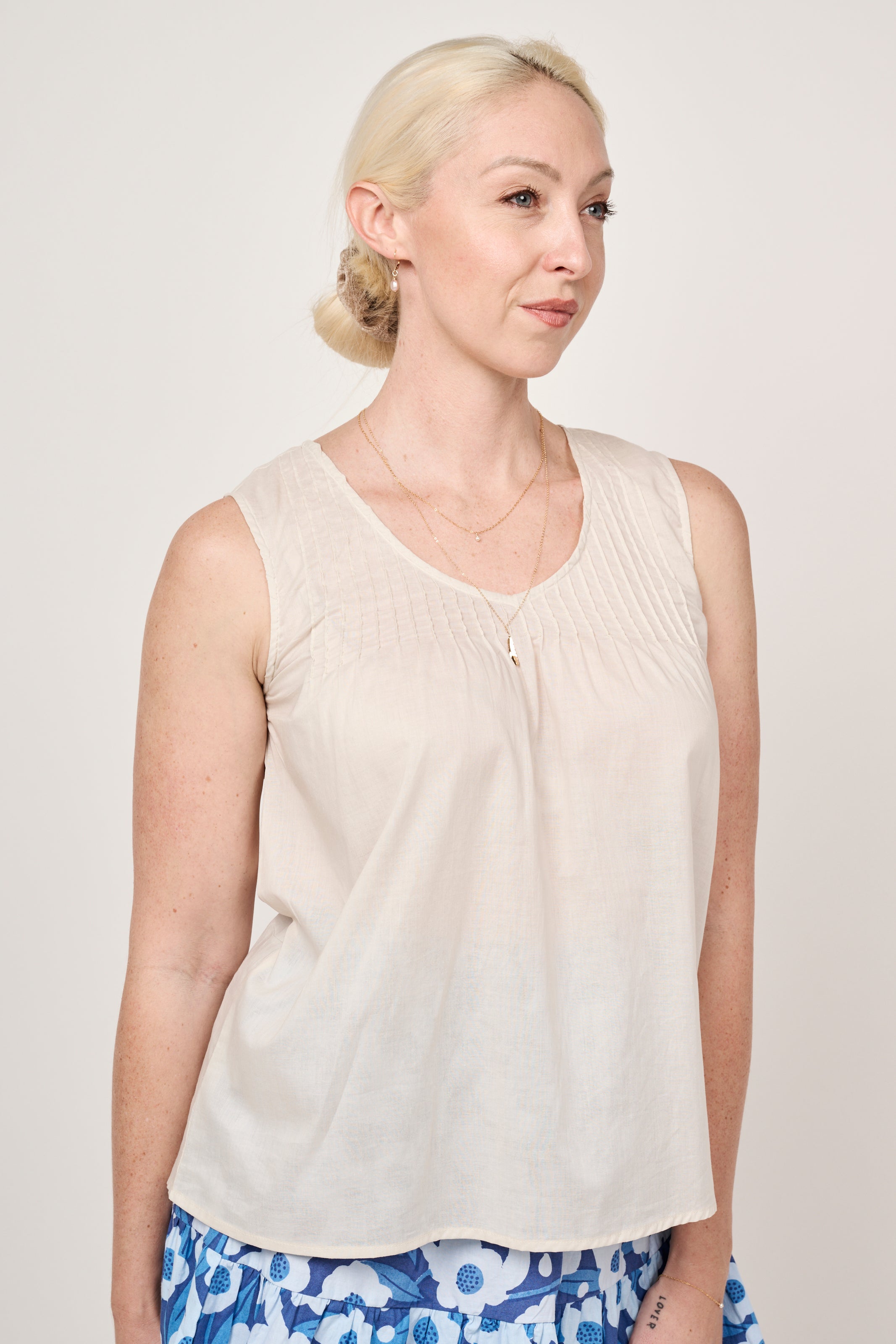 V neck Pintuck top