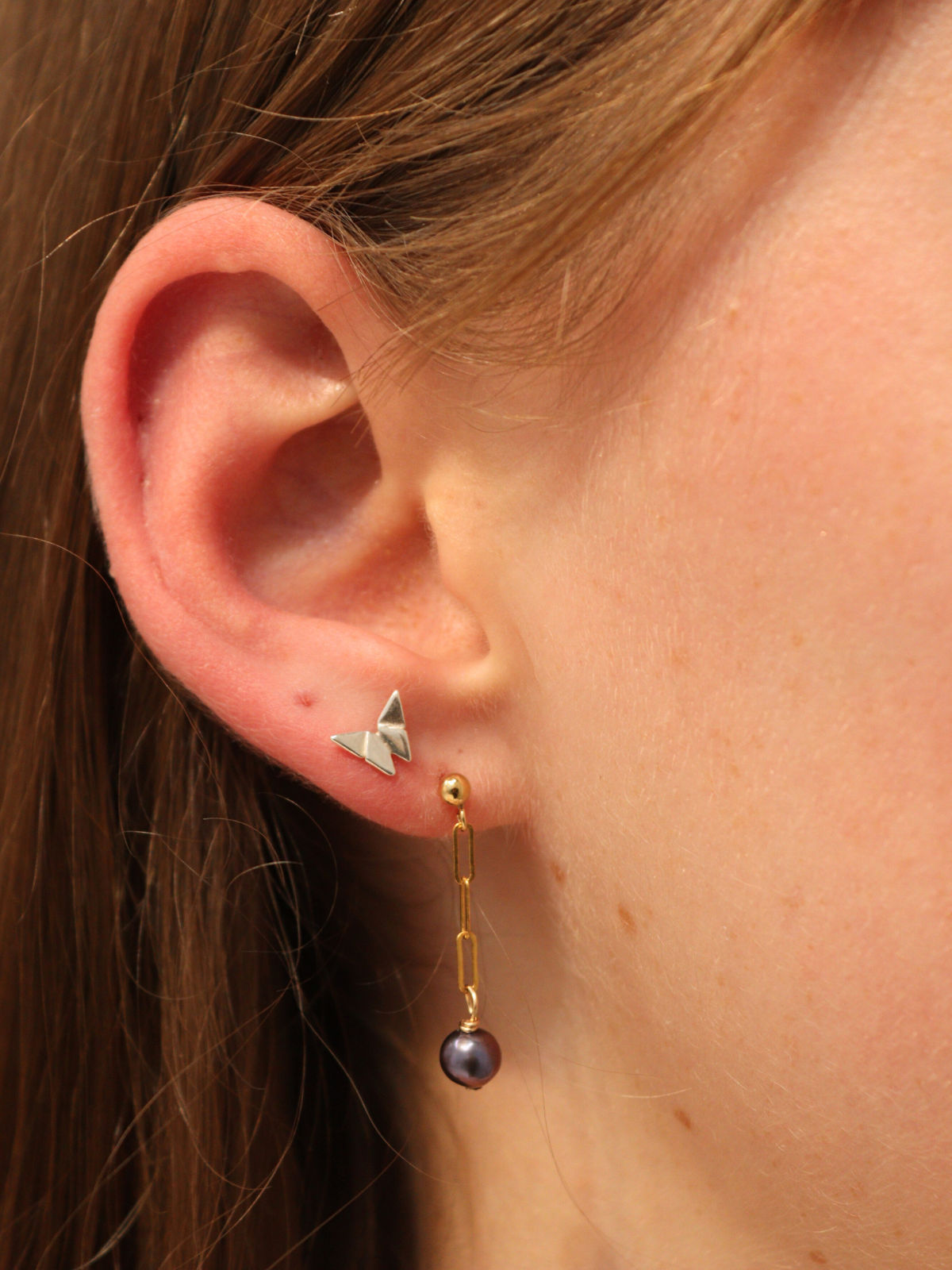 Midnight Pearl Earrings