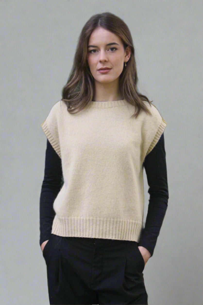 Alpaca Crew Neck Vest - Natural