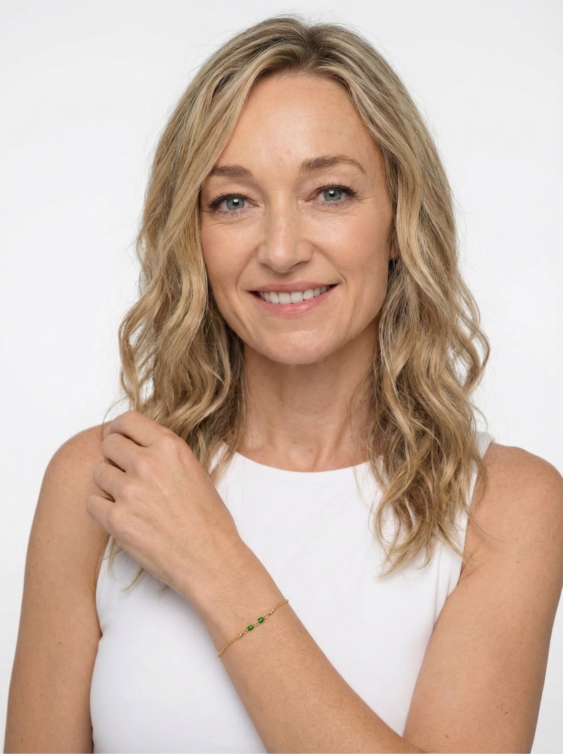 Dainty Emerald Satellite Bracelet