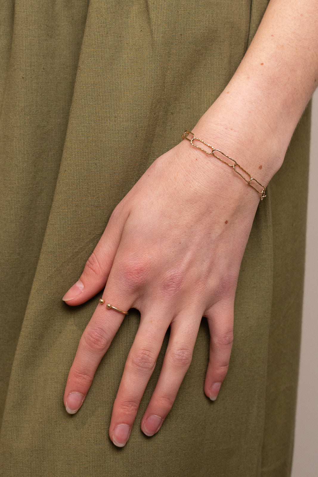 Textured Paper Clip Bracelet