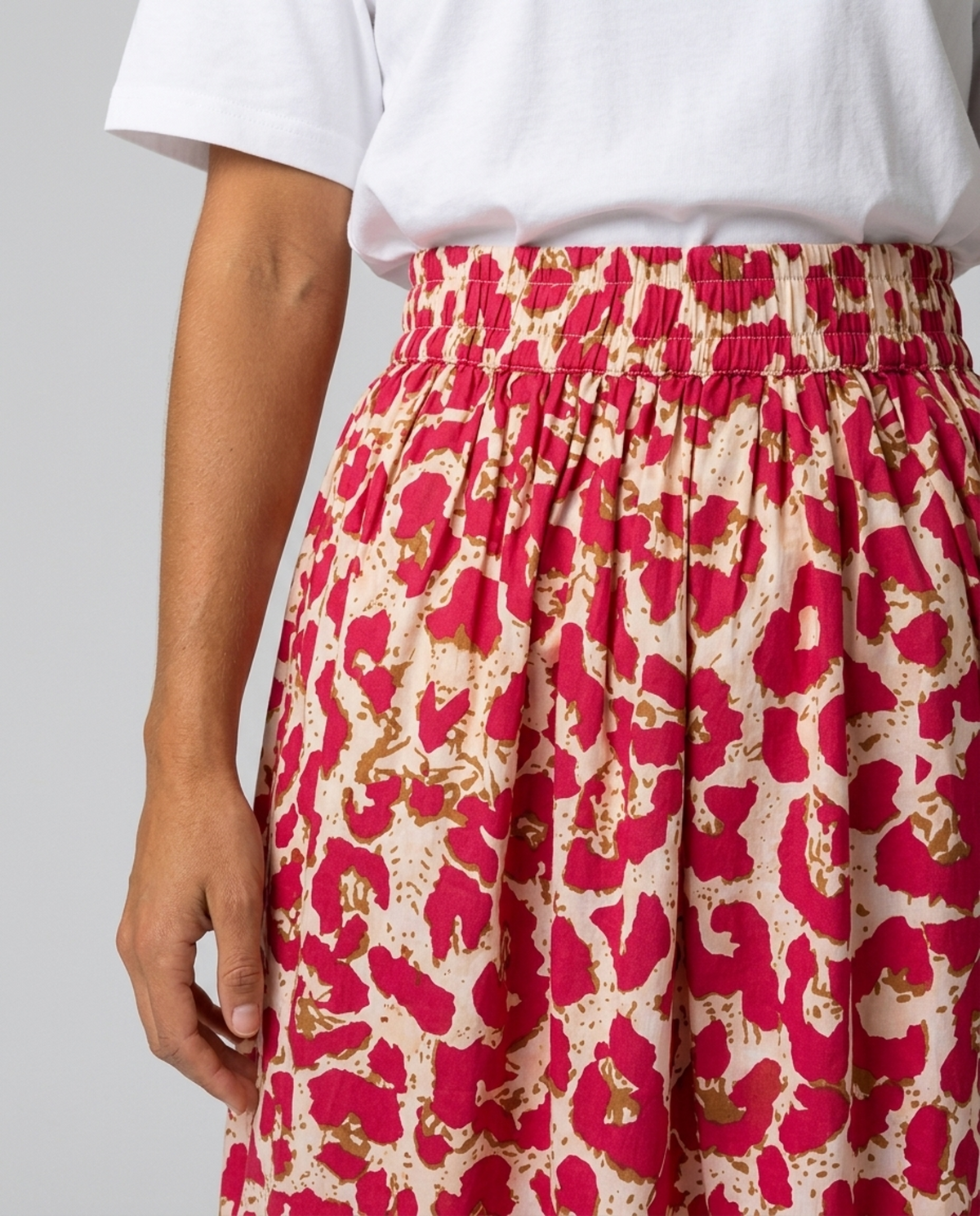 Wild Ruby Cotton Skirt – close-up showing elasticated waistband, gathered cotton fabric and print