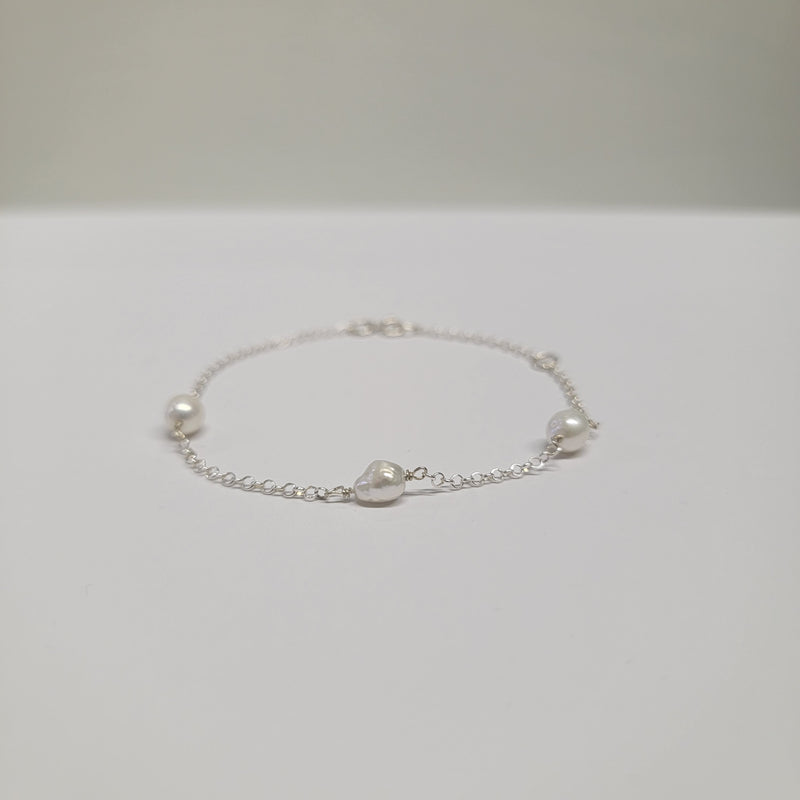 Multi Pearl Bracelet - Silver